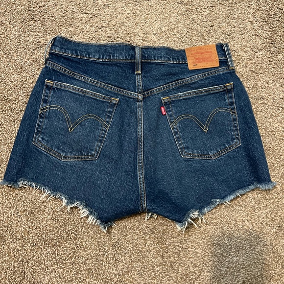 Levi’s 501 High Rise Shorts - Picture 4 of 9